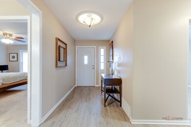 818 Ash St, Flossmoor, IL 60422 - photo 3