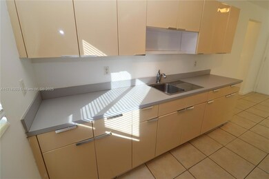 525 79th St unit 6, Miami Beach, FL 33141 - photo 2