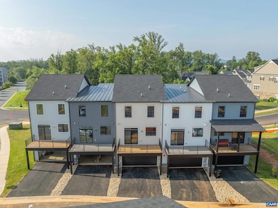 19F Wardell Crest, Charlottesville, VA 22902 - photo 3