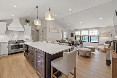 5-web-or-mls-9 Locust Ave Final-6