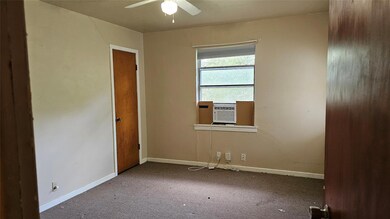 309 Fannin Ave, Bonham, TX 75418 - photo 5