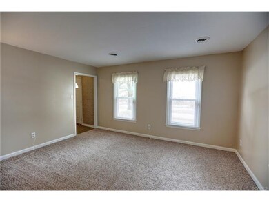 1310 Butternut Dr, Hopewell, VA 23860 - photo 2