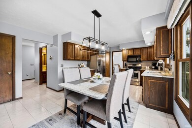 51810 Gentian Ln, Granger, IN 46530 - photo 6