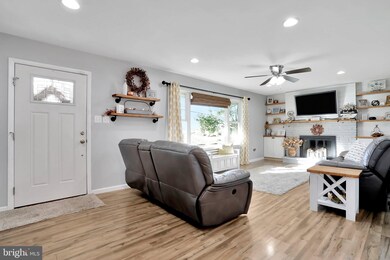 13915 Paradise Church Rd, Hagerstown, MD 21742 - photo 4