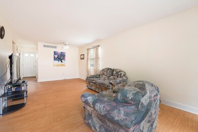 2176-Barclay-Ln-East-Lansing-MI-48823-6