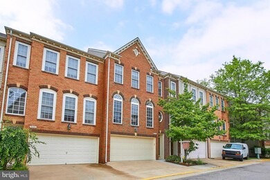 9054 Tanyard Ln, Lorton, VA 22079 - photo 2