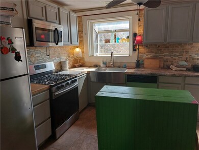 214 5th Ave, New Kensington, PA 15068 - photo 6