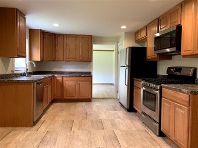 28 Nh Route 49, Campton, NH 03223 - photo 6