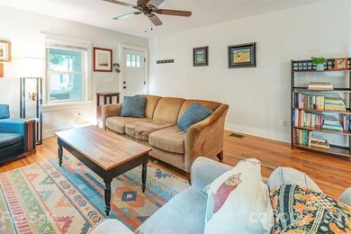 34 Gray St, Asheville, NC 28801 - photo 4