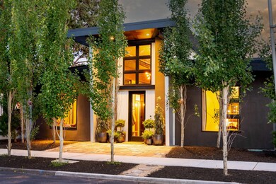 1067 NW Albany Ave, Bend, OR 97701 - photo 2