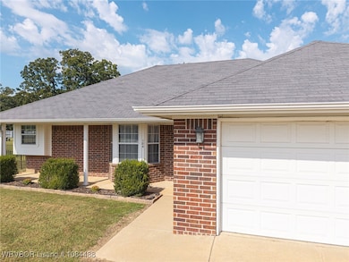 104 Commanche Loop, Roland, OK 74954 - photo 4