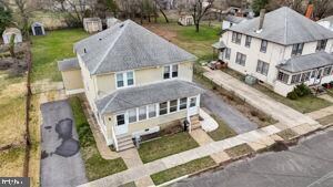 404 Dupont Ave, Paulsboro, NJ 08066 - photo 5