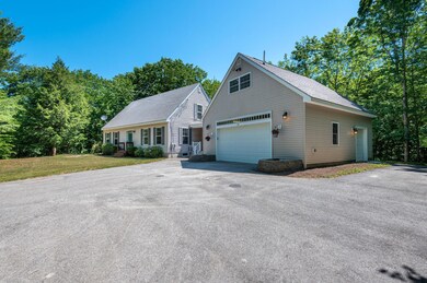 12 Scottland Rd Windham ME-large-041-031