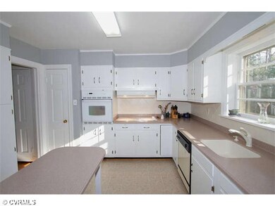 3631 Wakefield Rd, Richmond, VA 23235 - photo 7