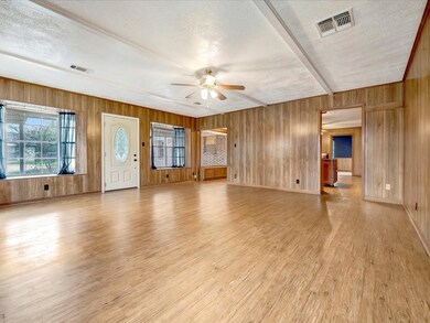 312 Pinecrest Dr, Trinity, TX 75862 - photo 7