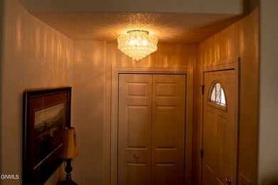 1002 13th St SW, Jamestown, ND 58401 - photo 6