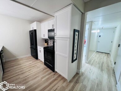 2700 N Shore Dr unit 201, Clear Lake, IA 50428 - photo 5