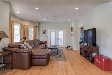 32 Middlesex Ave unit 1, Swampscott, MA 01907 - photo 4