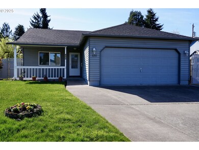838 Hazelnut Ln, Springfield, OR 97478 - photo 2