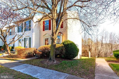 1754 Tiger Lily Cir, Woodbridge, VA 22192 - photo 2