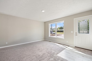 1173 Dove Ln, Milford, IN 46542 - photo 4