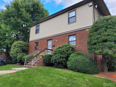 801 Maple Hill Dr, Woodbridge, NJ 07095 - photo 3