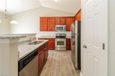 417 Tighfield Dr, Mebane, NC 27302 - photo 4