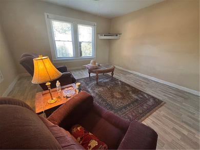 200 Pickens St, Easley, SC 29640 - photo 4