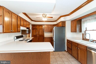 1994 Bennett Rd, Sykesville, MD 21784 - photo 6