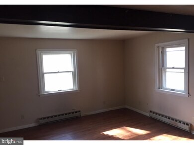 625 Heckel Ave, Spring City, PA 19475 - photo 6