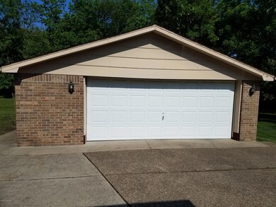 7711 Rochelle Rd, Louisville, KY 40228 - photo 6