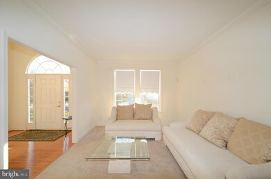 12938 Torchlight Dr, Woodbridge, VA 22193 - photo 3