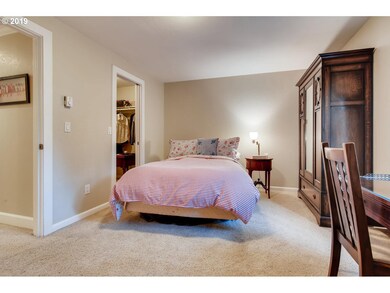 Bedroom, Primary