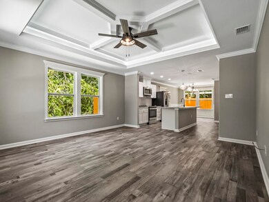 16 L M St, Crawfordville, FL 32327 - photo 2