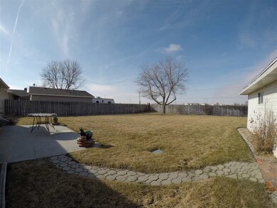3911 W Redwood Dr, North Platte, NE 69101 - photo 5