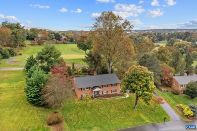 1101 Crofton Ave, Waynesboro, VA 22980 - photo 2