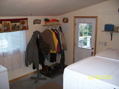 Laundry & Entry