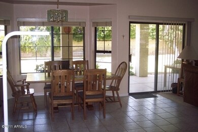 eat in dining room 2