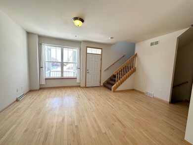 2793 Crinkle Root Dr, Fitchburg, WI 53711 - photo 4