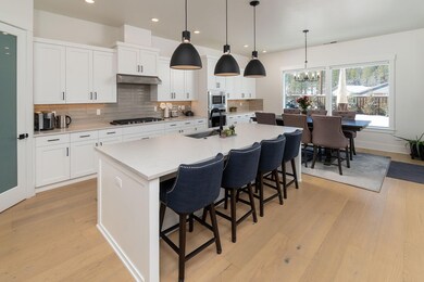 2077 NW Lobinie Ct, Bend, OR 97703 - photo 6