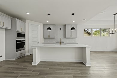 Representative image. Features, specifications, selections and colors may vary.