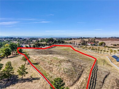 36335 Vía Burgandy, Temecula, CA 92592 - photo 4