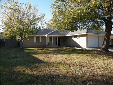 5917 Kingston Rd, Oklahoma City, OK 73122 - photo 2