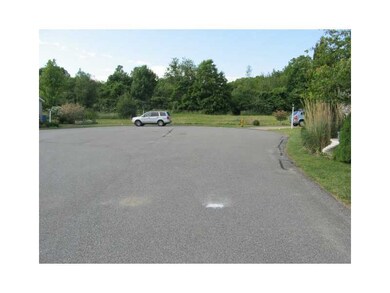 10 Robin Dr, Tiverton, RI 02878 - photo 5