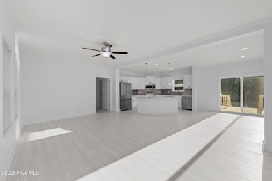 8-web-or-mls-707A3770