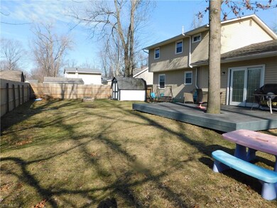 844 Sunset Ave, Sheffield Lake, OH 44054 - photo 2