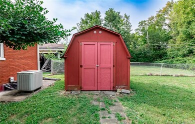 2417 Zurschmeide Dr, New Albany, IN 47150 - photo 6