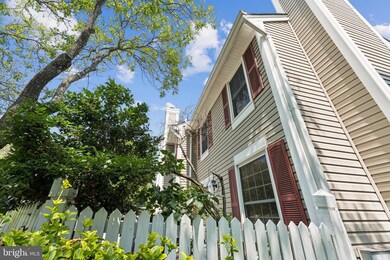 2917 D S Woodstock St 4 unit 4, Arlington, VA 22206 - photo 4