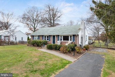 964 Route unit 113, Sellersville, PA 18960 - photo 2