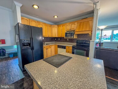 410 Hickory Ave, Penns Grove, NJ 08069 - photo 3